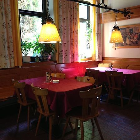 Gasthof-Pension Weisz-Artner Frauenkirchen Eksteriør bilde